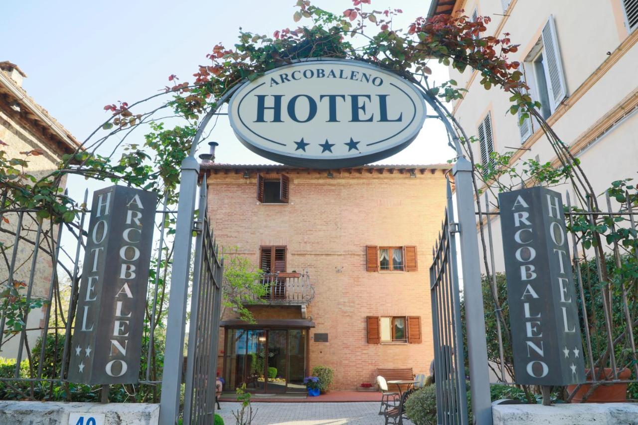 Hotel Arcobaleno Сиена Экстерьер фото
