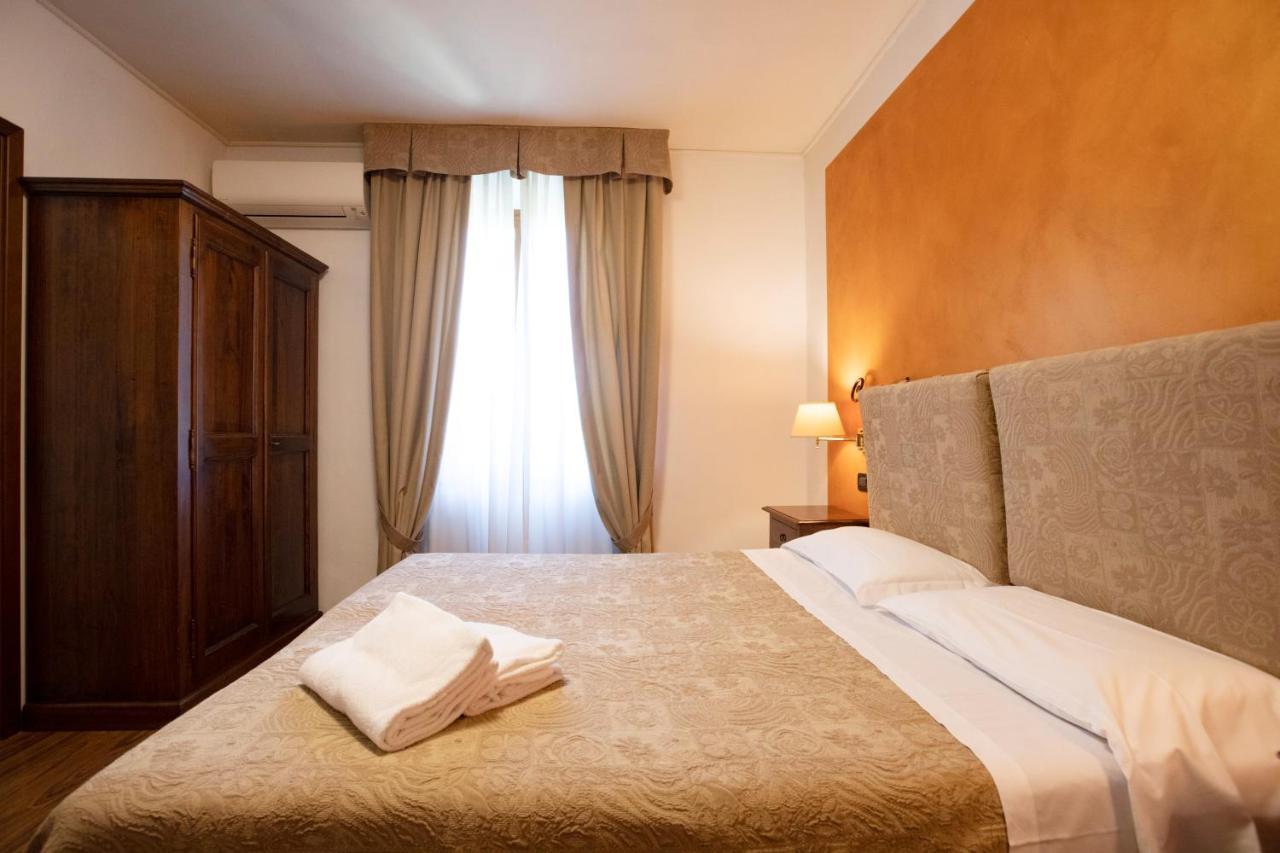 Hotel Arcobaleno Сиена Экстерьер фото