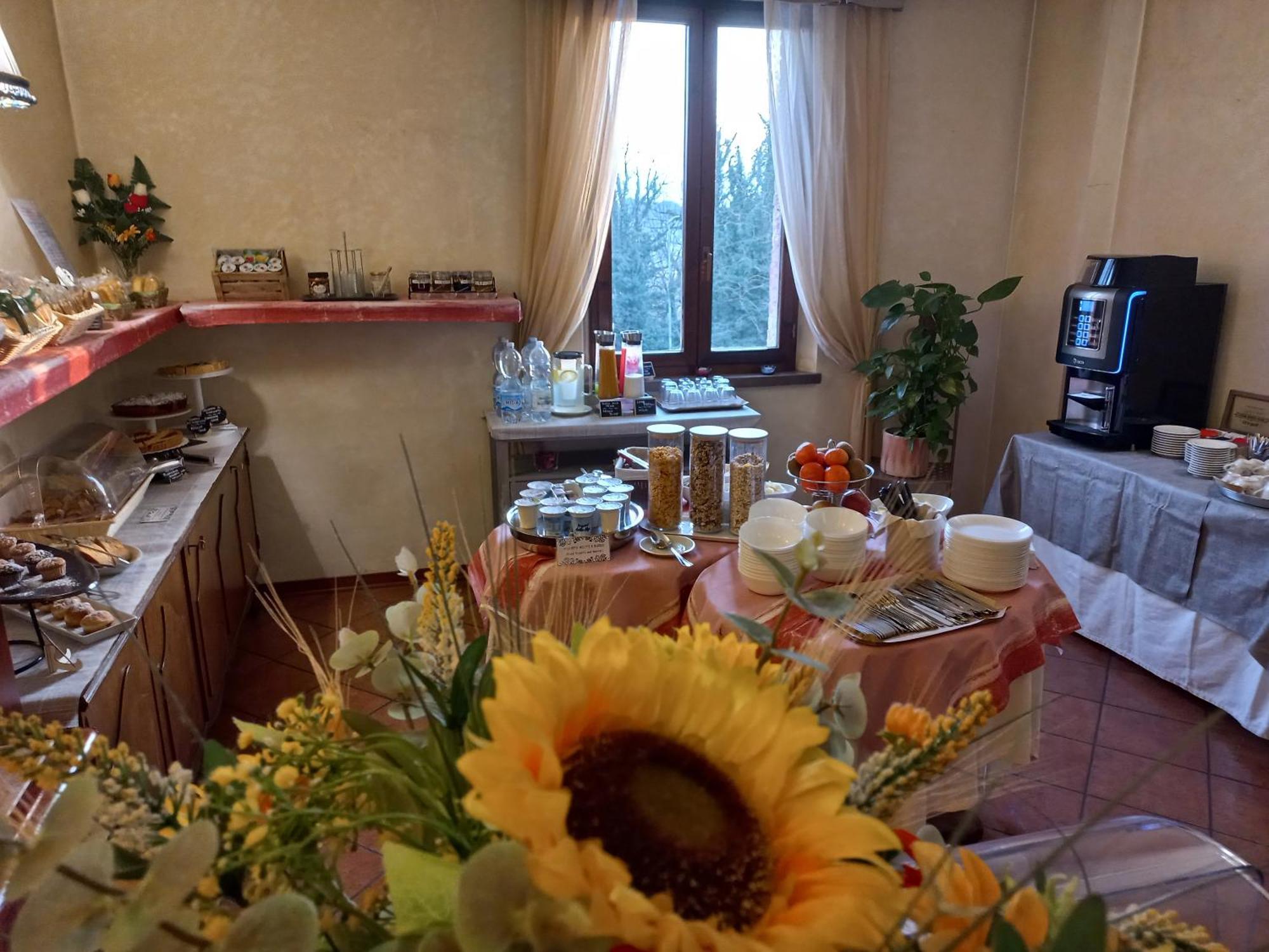 Hotel Arcobaleno Сиена Экстерьер фото