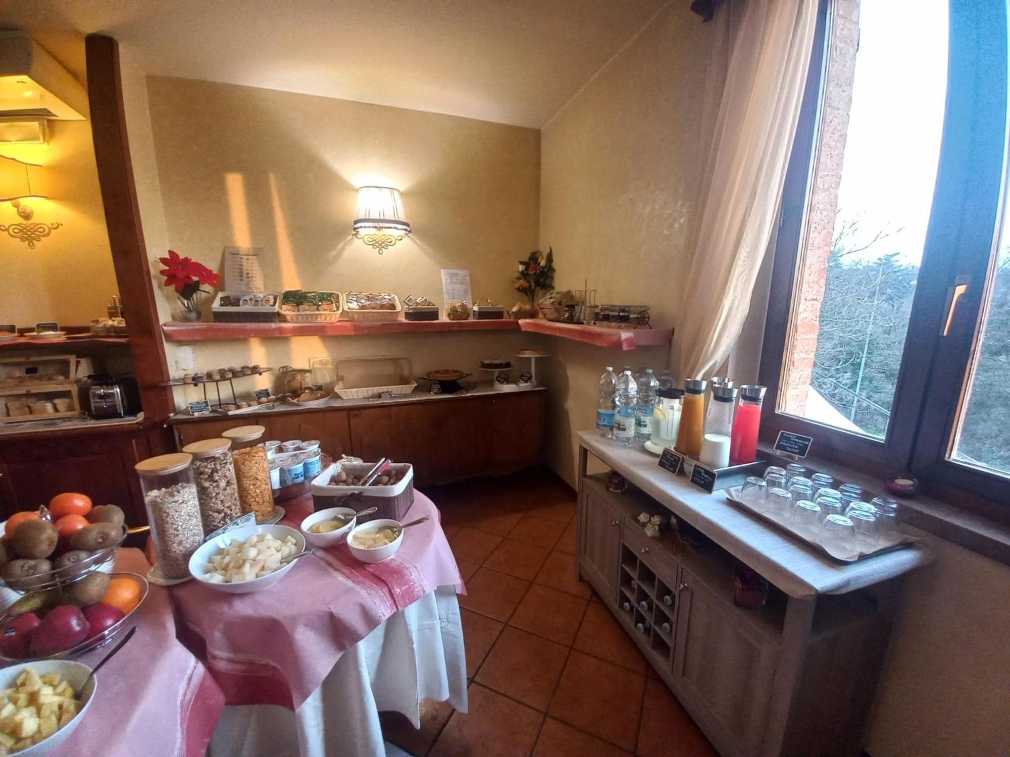 Hotel Arcobaleno Сиена Экстерьер фото